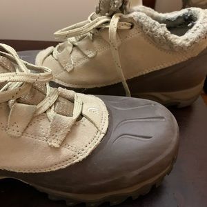 INVINCIBLE shoes!!!❤️price dropped🎉🌻